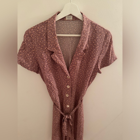 ARITZIA DRESSE - Picture 2 of 4